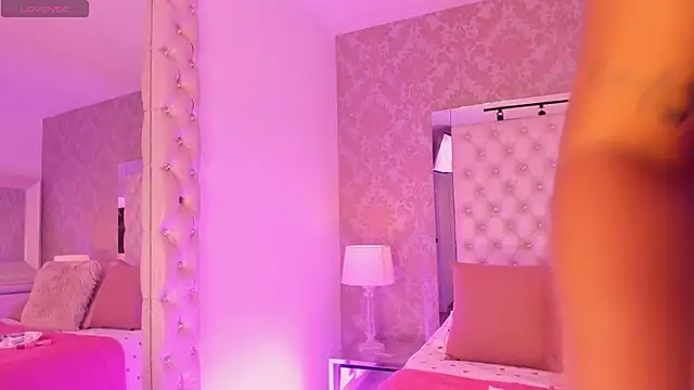 NatashaMilley online show from April 2026 04:13:02 AM