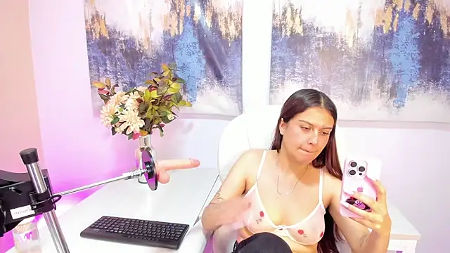Snapshot of madydoll_ chatting on July 2026 09:03:01 PM madydoll online show from July 2026 09:03:01 PM