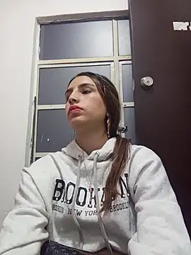 AmaraSaint online show from May 2026 01:11:01 AM