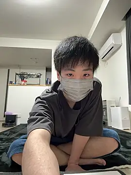 kurage164 online show from April 2026 04:00:01 PM