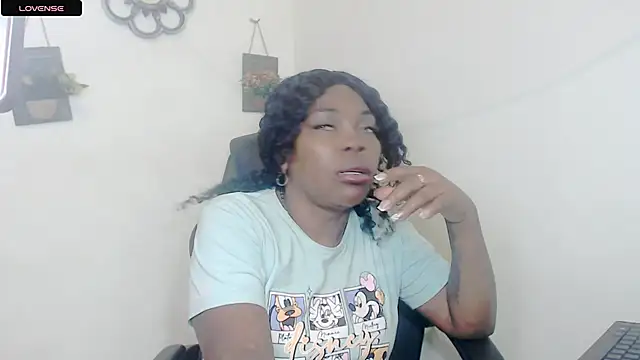 Snapshot of hotbrunettecasandra chatting on November 2025 02:43:01 AM hotbrunettecasandra online show from November 2025 02:43:01 AM