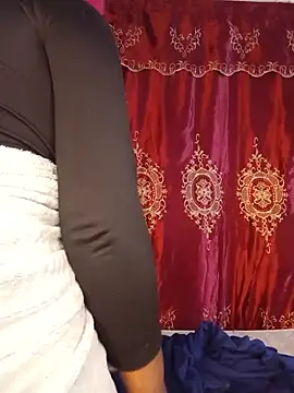 Snapshot of DimpleQueen_01 chatting on July 2026 04:17:02 AM DimpleQueen 01 online show from July 2026 04:17:02 AM