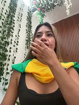 Kimmiebellarie online show from June 2026 01:14:01 PM