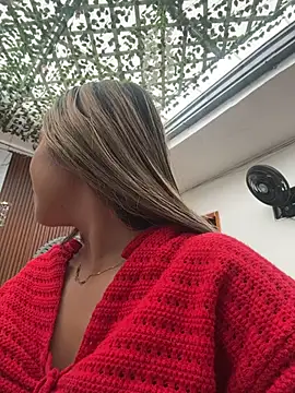 Kimmiebellarie online show from July 2026 01:25:01 PM