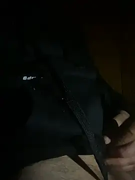 giannis08 online show from April 2026 05:16:02 PM