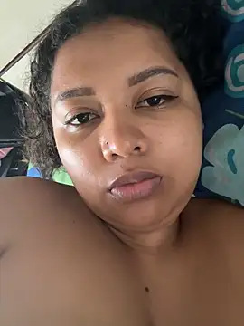 Snapshot of Ninibella chatting on April 2026 01:41:02 PM Ninibella online show from April 2026 01:41:02 PM