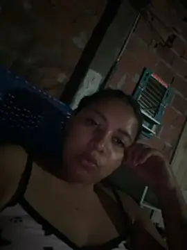 Snapshot of Ninibella chatting on May 2026 01:03:02 AM Ninibella online show from May 2026 01:03:02 AM