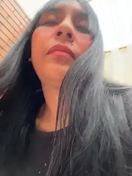 Snapshot of MELIZ_QUEEN chatting on April 2026 01:35:02 PM MELIZ QUEEN online show from April 2026 01:35:02 PM