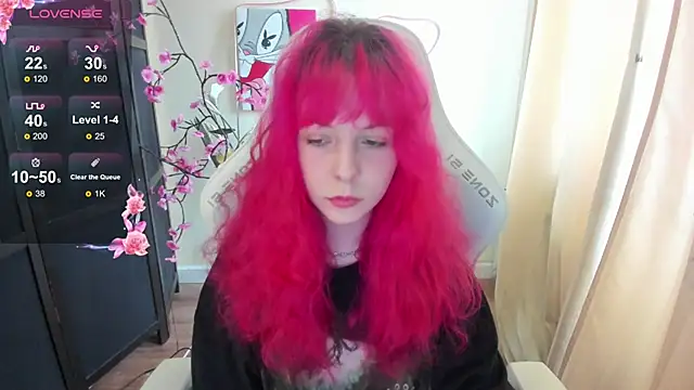 Snapshot of InfernoKitten chatting on April 2026 01:06:01 AM InfernoKitten online show from April 2026 01:06:01 AM