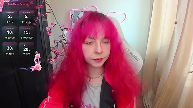 Snapshot of InfernoKitten chatting on April 2026 01:08:01 AM InfernoKitten online show from April 2026 01:08:01 AM