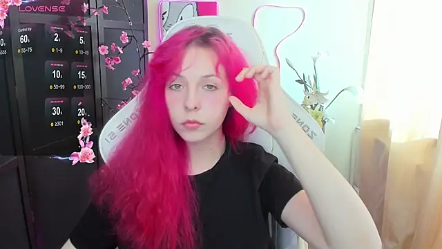 Snapshot of InfernoKitten chatting on May 2026 01:10:02 AM InfernoKitten online show from May 2026 01:10:02 AM