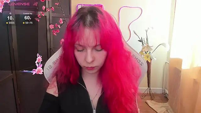 Snapshot of InfernoKitten chatting on May 2026 01:00:01 AM InfernoKitten online show from May 2026 01:00:01 AM