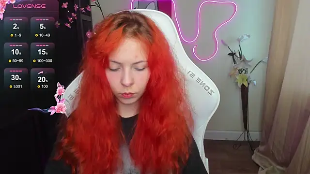 Snapshot of InfernoKitten chatting on May 2026 01:01:02 AM InfernoKitten online show from May 2026 01:01:02 AM