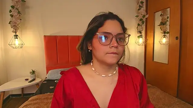 Snapshot of Shadya_ chatting on May 2026 03:24:01 AM Shadya online show from May 2026 03:24:01 AM