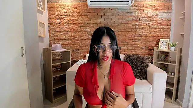 Snapshot of noa_joness chatting on July 2026 10:01:02 PM noa joness online show from July 2026 10:01:02 PM