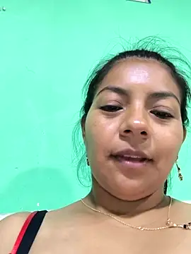 Snapshot of Tamaraxxx_hot chatting on May 2026 04:43:02 AM Tamaraxxx hot online show from May 2026 04:43:02 AM