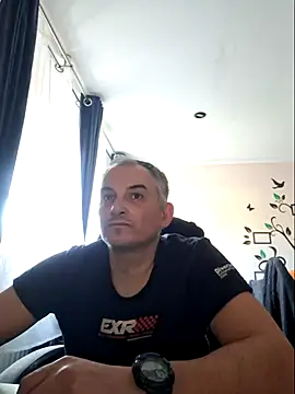 Piotr481 online show from April 2026 04:32:02 PM