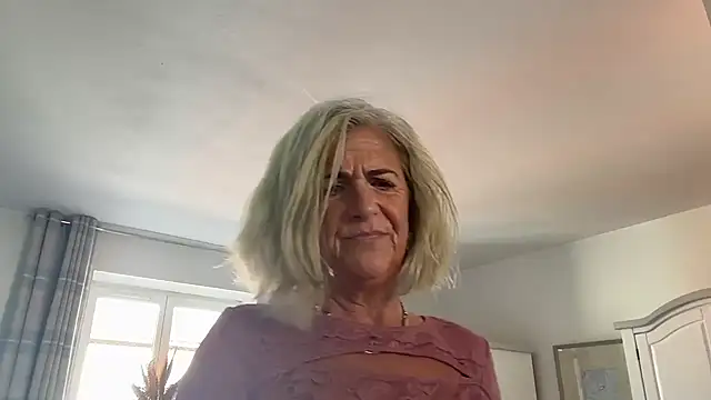 Snapshot of NaughtyMonicaUK chatting on May 2026 07:24:01 AM NaughtyMonicaUK online show from May 2026 07:24:01 AM