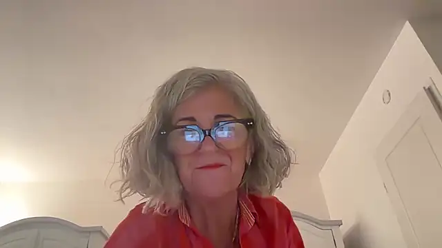 Snapshot of NaughtyMonicaUK chatting on May 2026 07:13:01 AM NaughtyMonicaUK online show from May 2026 07:13:01 AM