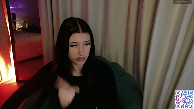 Snapshot of HazelHayesss chatting on April 2026 03:49:02 PM HazelHayesss online show from April 2026 03:49:02 PM