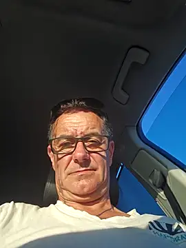 loulouferrari online show from May 2026 07:04:01 PM