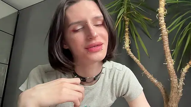 Snapshot of Niky_Long chatting on June 2026 01:35:01 PM Niky Long online show from June 2026 01:35:01 PM