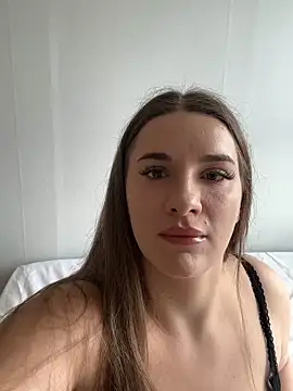 Snapshot of Eva_444 chatting on April 2026 01:08:01 AM Eva 444 online show from April 2026 01:08:01 AM