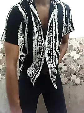 Snapshot of itsmemadhu2019 chatting on May 2026 01:04:02 PM itsmemadhu2019 online show from May 2026 01:04:02 PM