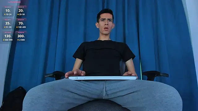 Snapshot of nezonx chatting on April 2026 02:32:02 PM nezonx online show from April 2026 02:32:02 PM