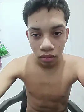 curious straight guy online show from May 2026 06:05:02 PM