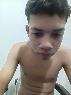 Snapshot of curious_straight_guy chatting on July 2026 02:01:01 PM curious straight guy online show from July 2026 02:01:01 PM