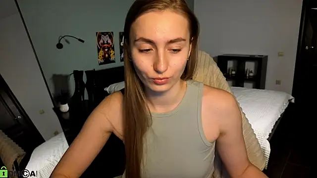 Snapshot of Your_Emily25 chatting on May 2026 08:00:01 AM Your Emily25 online show from May 2026 08:00:01 AM