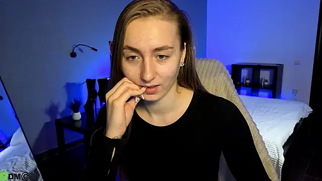 Snapshot of Your_Emily25 chatting on May 2026 08:01:01 AM Your Emily25 online show from May 2026 08:01:01 AM