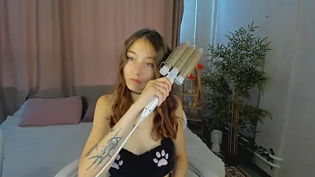Snapshot of alis_tauber chatting on July 2026 09:38:01 AM alis tauber online show from July 2026 09:38:01 AM