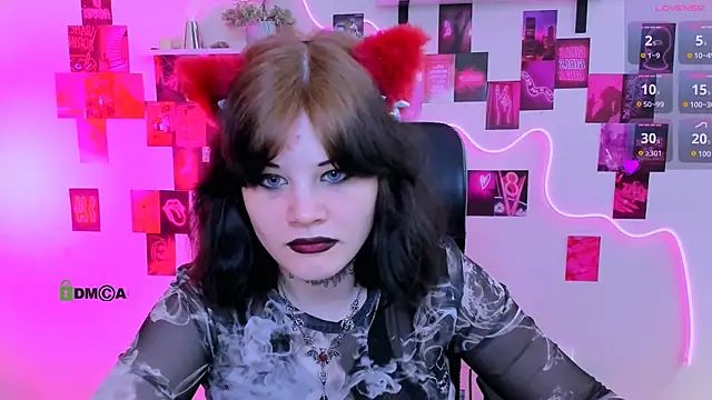 Snapshot of nikki_kiss_ chatting on May 2026 09:05:01 AM nikki kiss online show from May 2026 09:05:01 AM