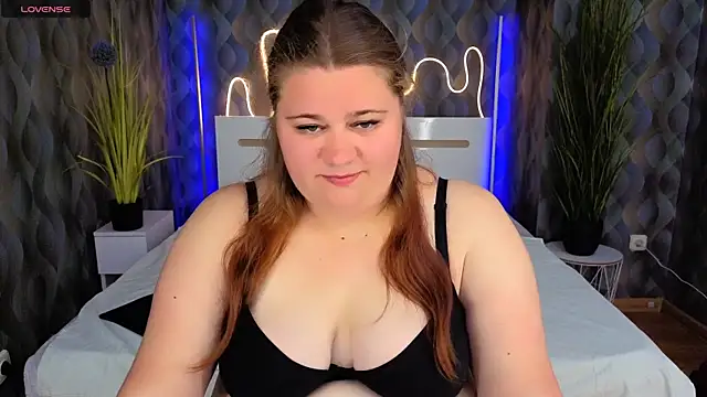 Bella Blvck online show from May 2026 05:40:02 PM