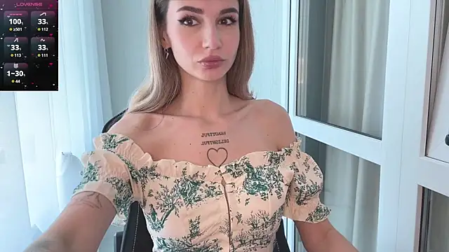 Blue  Berry   online show from April 2026 10:18:02 AM