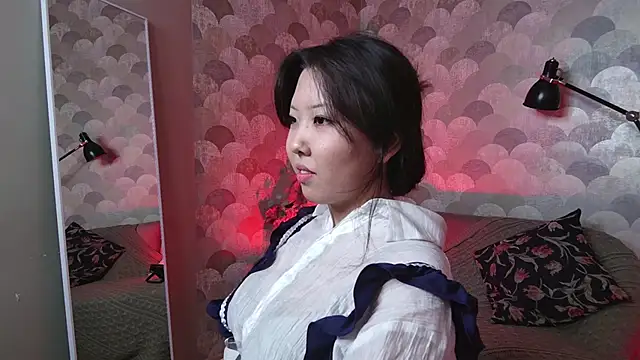 Snapshot of AzureMimi chatting on May 2026 01:48:01 PM AzureMimi online show from May 2026 01:48:01 PM