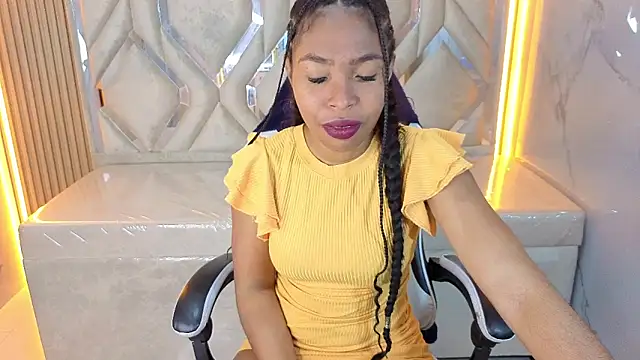 Snapshot of Fioret_Tx chatting on June 2026 12:40:02 PM Fioret Tx online show from June 2026 12:40:02 PM