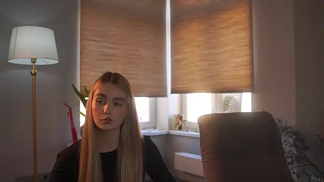 LinDarrisaw online show from April 2026 01:51:02 PM