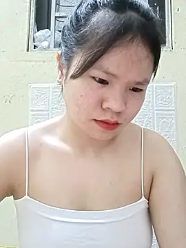 Snapshot of Seraphinahh chatting on May 2026 05:07:01 PM Seraphinahh online show from May 2026 05:07:01 PM