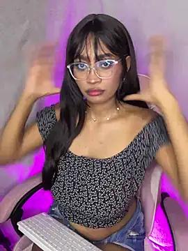 ALISSA SMITH  online show from June 2026 03:22:02 AM