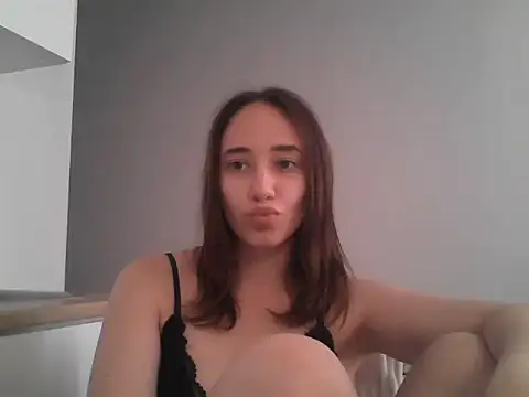 DarkMirel online show from June 2026 12:47:02 PM