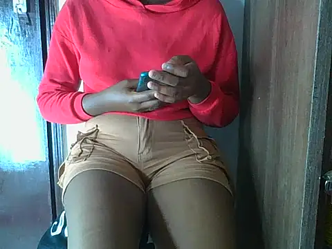 Snapshot of pinky2026chichie chatting on April 2026 09:45:02 AM pinky2026chichie online show from April 2026 09:45:02 AM