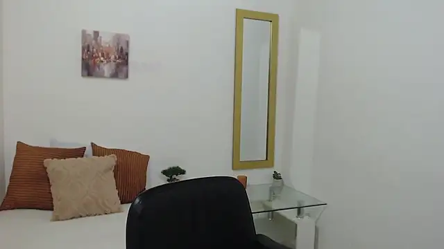 Snapshot of Georgina_DelaCruz chatting on April 2026 02:35:01 PM Georgina DelaCruz online show from April 2026 02:35:01 PM