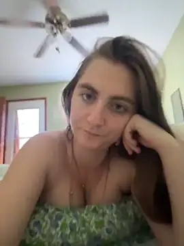 Snapshot of prettykitttty chatting on April 2026 07:31:02 PM prettykitttty online show from April 2026 07:31:02 PM