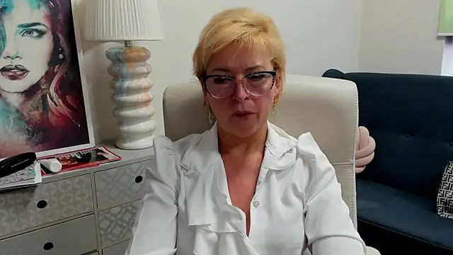 Snapshot of luna_xfantasy chatting on April 2026 12:40:02 PM luna xfantasy online show from April 2026 12:40:02 PM