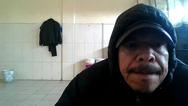 Snapshot of Oskr2024XXX chatting on December 2024 09:31:01 PM Oskr2024XXX online show from December 2024 09:31:01 PM