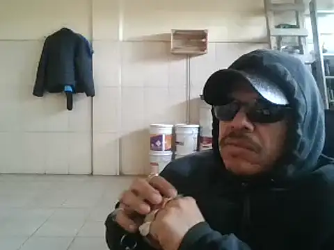 Snapshot of Oskr2024XXX chatting on January 2025 06:44:01 PM Oskr2024XXX online show from January 2025 06:44:01 PM