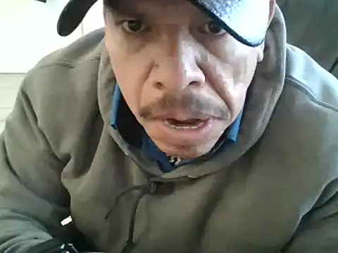 Snapshot of Oskr2024XXX chatting on January 2025 09:39:02 PM Oskr2024XXX online show from January 2025 09:39:02 PM